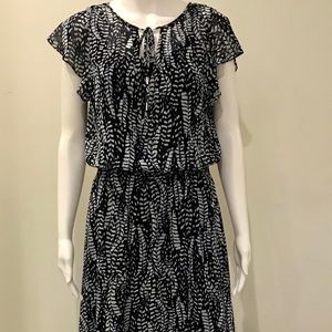 Small White House Black Market dress